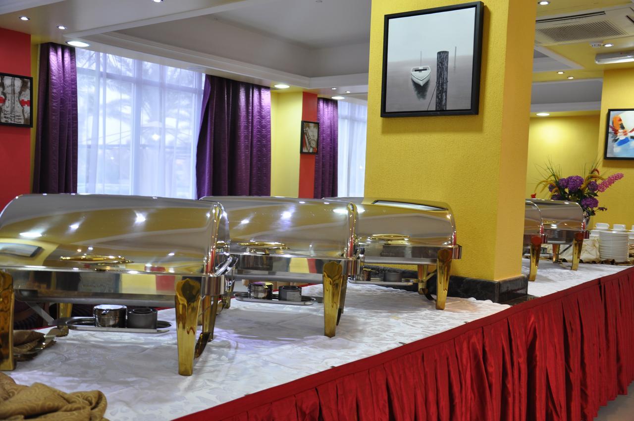 Royal Gardens Hotel Suhar