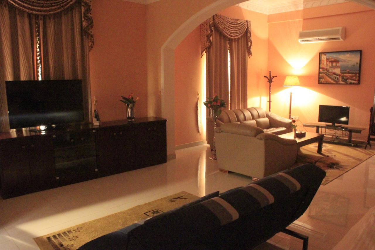 Royal Gardens 3*